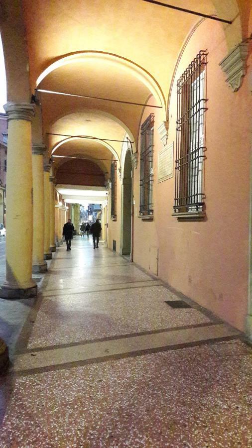 Mini Chic Downtown Leilighet Bologna Eksteriør bilde